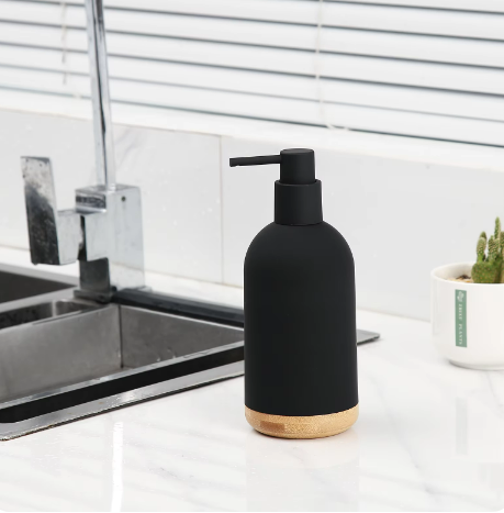 DISTRIBUTEUR DE SAVON LIQUIDE EN PLASTIQUE 480ML COULEURS