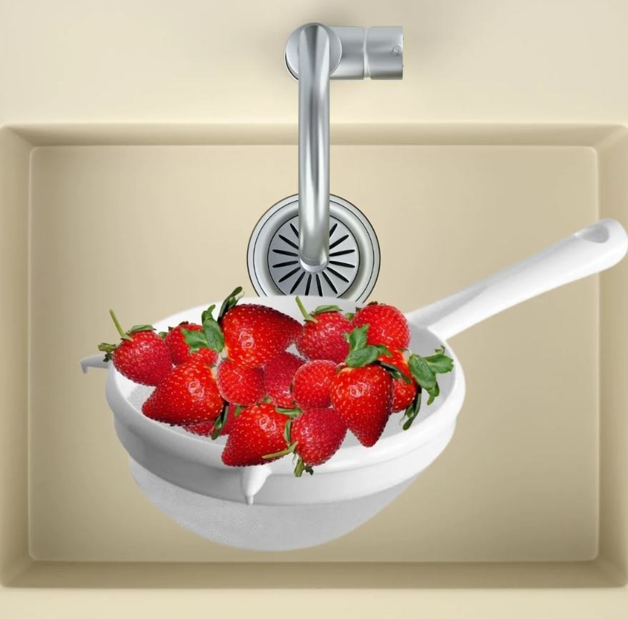 PASSOIRE EN PLASTIQUE Ø15CM FACKELMANN