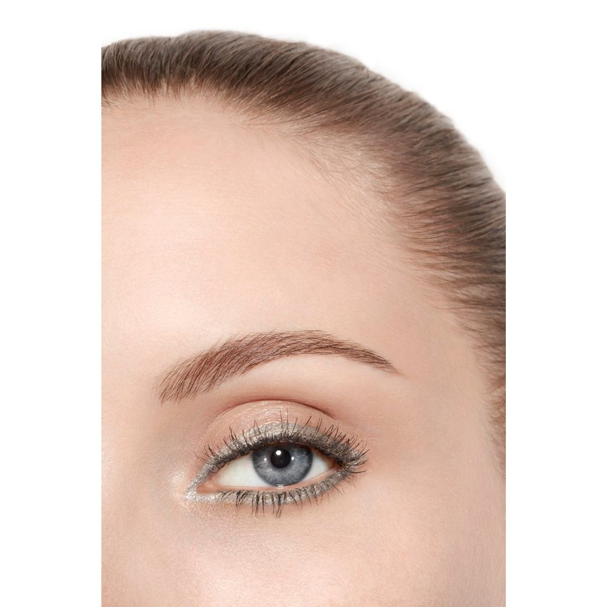 Chanel – Ombre Essentielle 230 Gris Paris